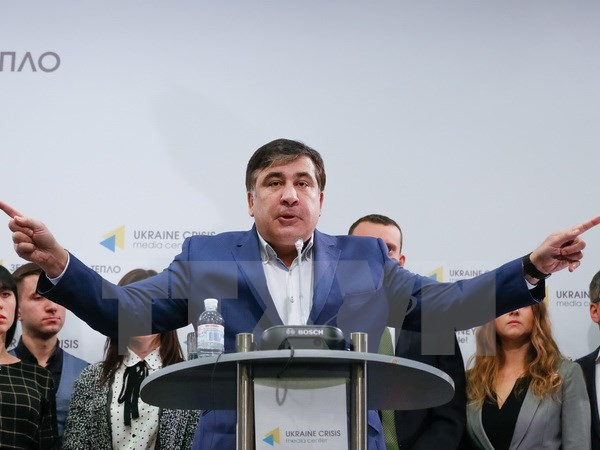 Cựu Tổng thống Gruzia xâm nhập vào Ukraine để đòi quốc tịch ảnh 1