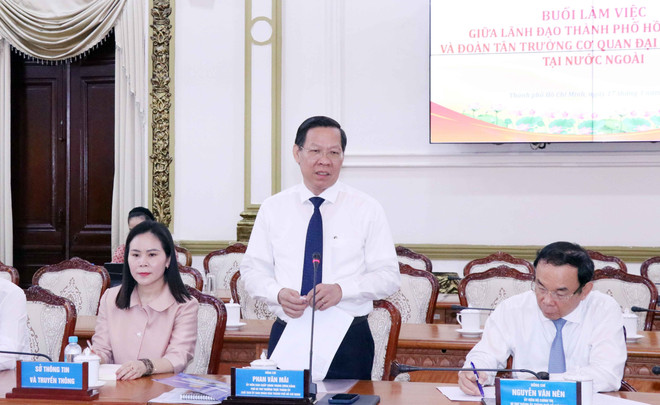 Lãnh đạo TP.HCM tiếp Đoàn Trưởng Cơ quan đại diện ở nước ngoài ảnh 3