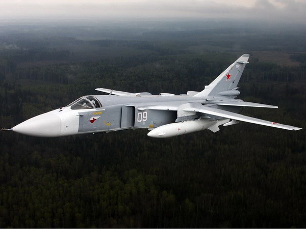 Máy bay Nga áp sát khinh hạm của Canada tại Biển Đen ảnh 1