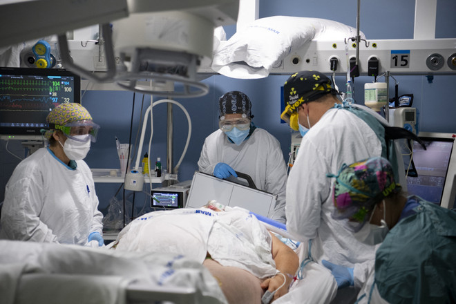 Thế giới đã ghi nhận gần 4,7 triệu ca tử vong do COVID-19 ảnh 1