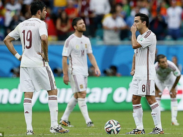 Tây Ban Nha thay đổi mạnh mẽ sau thảm bại trước Hà Lan ảnh 1