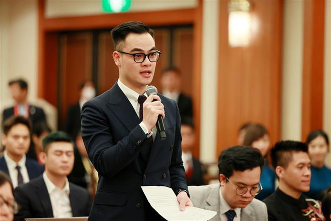 Đại diện cộng đồng người Việt Nam tại Nhật Bản phát biểu. (Ảnh: Dương Giang/TTXVN) Thủ tướng Phạm Minh Chính gặp gỡ cộng đồng người Việt Nam tại Nhật Bản ảnh 2
