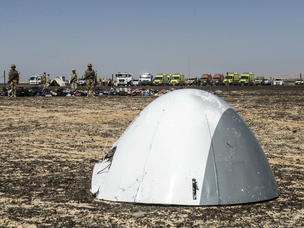 Khủng bố Anh có thể đã tham gia vụ đặt bom máy bay A321 của Nga ảnh 1