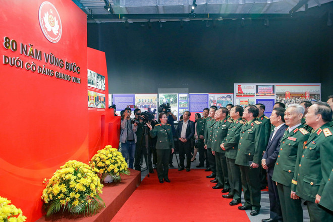 ttxvn trien lam Dang3_resize.jpg