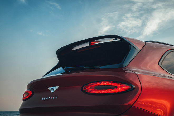 Benltey Bentayga S 2022 sắp về Việt Nam, giá từ 17 tỷ đồng ảnh 2