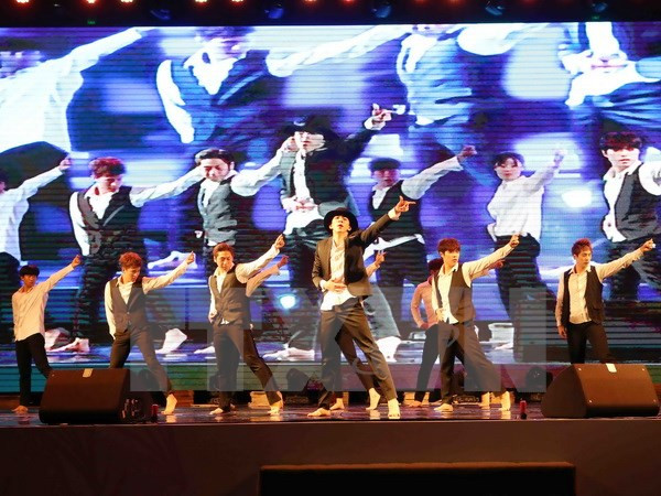 Biểu diễn nghệ thuật “Giai điệu Việt Nam-Hàn Quốc” tại Khánh Hòa ảnh 1