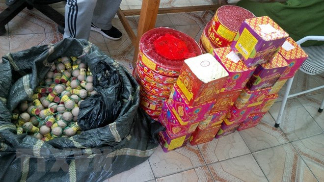 Quảng Ninh: Bị phạt 30 tháng tù giam vì hành vi vận chuyển pháo nổ ảnh 1