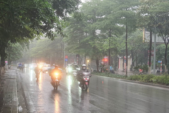 Các khu vực trên cả nước có mưa rào và dông, cục bộ mưa to ảnh 1