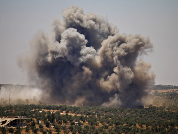 Phương Tây đề nghị Nga dừng tấn công tại vùng giảm căng thẳng ở Syria ảnh 1