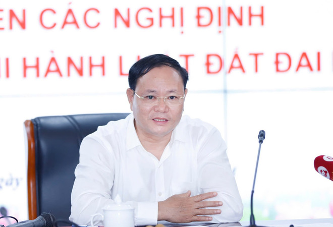 Thứ trưởng Bộ Tài nguyên và Môi trường Lê Minh Ngân. (Ảnh: PV/Vietnam+) dat dai.jpeg