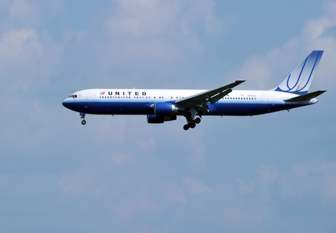 Các hãng hàng không Mỹ tăng giá vé nhiều chuyến bay nội địa ảnh 1