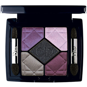 Bảy mẹo trang điểm giúp bạn tự tin khi dùng kính áp tròng ảnh 7