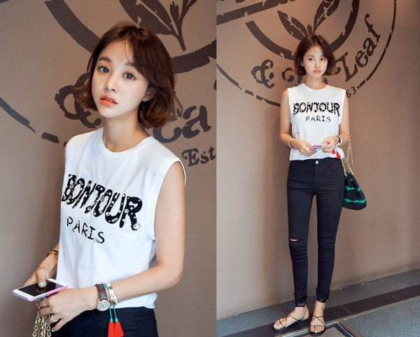 Xu hướng áo không tay trẻ trung "đổ bộ" sàn diễn đường phố ảnh 1