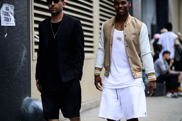 Phong cách luộm thuộm, hầm hố "đổ bộ" trên đường phố New York ảnh 16