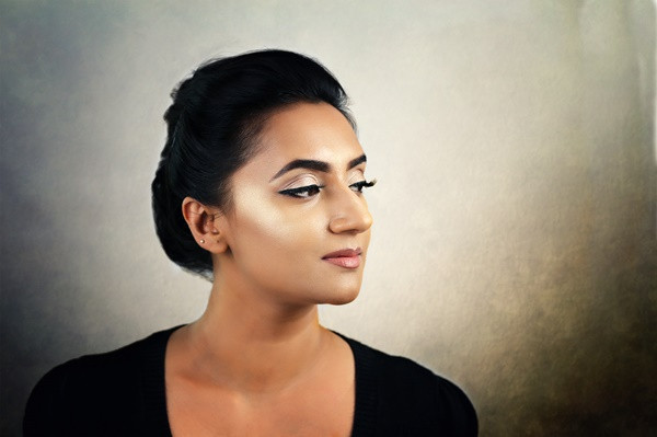 “Strobing” - kỹ thuật trang điểm đang gây "bão" khắp thế giới ảnh 7