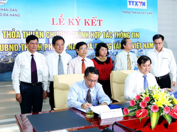 TTXVN và thành phố Đà Nẵng ký kết thỏa thuận hợp tác thông tin ảnh 1