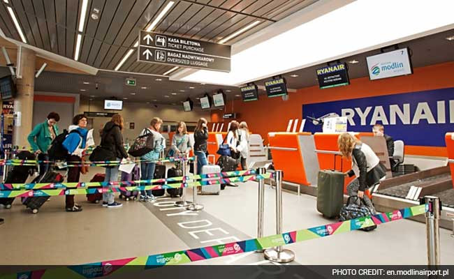 Ba Lan: Sơ tán sân bay tại Modlin do bị đe dọa đánh bom ảnh 1