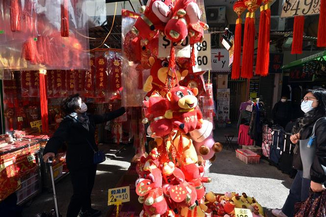 Hong Kong thượng cờ kỷ niệm 24 năm ngày trở về Trung Quốc ảnh 1