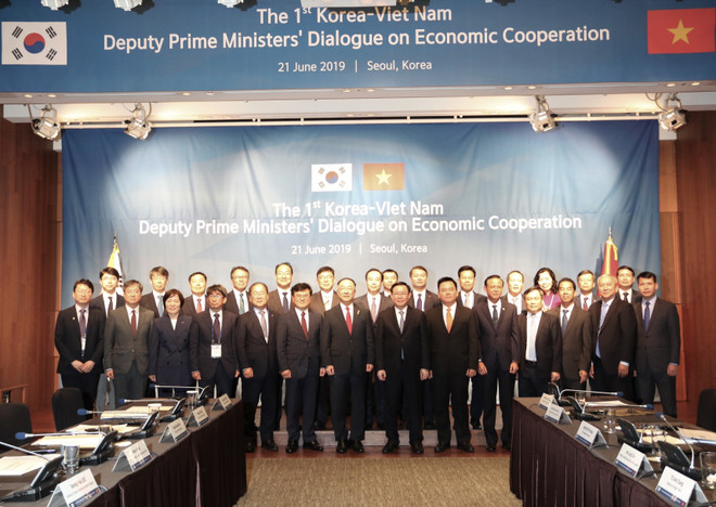 ''Quan hệ Việt Nam-Hàn Quốc đang phát triển mạnh mẽ toàn diện'' ảnh 3