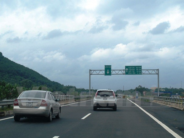 Đường cao tốc dài nhất Việt Nam sẽ sửa xong hằn lún trước ngày 31/10 ảnh 1