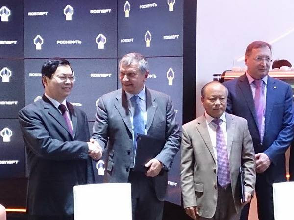 Việt Nam và Liên bang Nga ký thỏa thuận thăm dò dầu mỏ ảnh 2