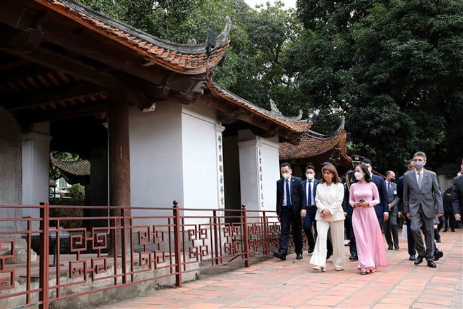 Tổng thống Hy Lạp kết thúc tốt đẹp chuyến thăm chính thức Việt Nam ảnh 2