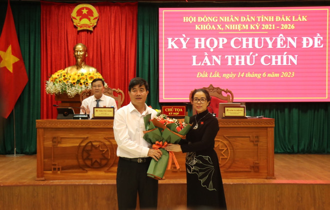 Phê chuẩn chức vụ Phó Chủ tịch Ủy ban Nhân dân tỉnh Đắk Lắk ảnh 1