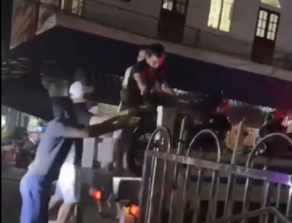 Đắk Nông: Tạm giữ đối tượng say rượu, chống đối Cảnh sát Giao thông ảnh 1