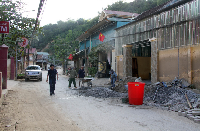 Nghệ An: Cuộc sống mới hồi sinh ở tâm lũ quét huyện Kỳ Sơn ảnh 2