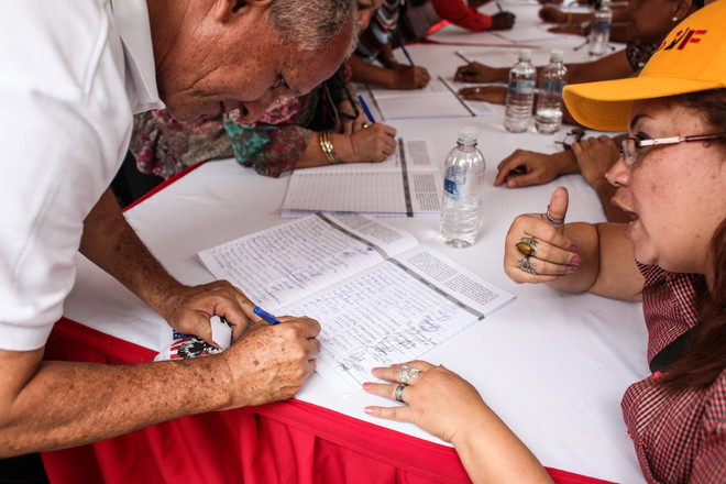 Hơn 5 triệu người Venezuela ký vào bản kiến nghị phản đối Mỹ ảnh 1