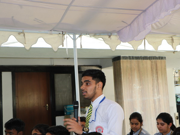 Đưa hình ảnh Việt Nam đến gần với các bạn học sinh Ấn Độ ảnh 2