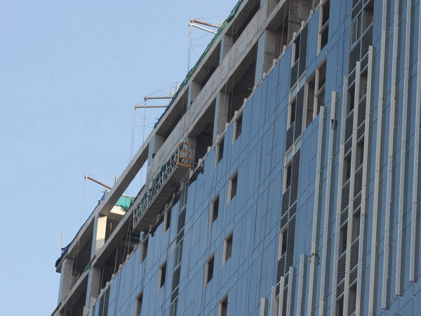 Khẩn trương quyết định cưỡng chế xử lý vi phạm tại số 8B Lê Trực ảnh 1