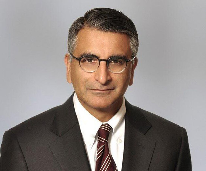 Người da màu đầu tiên được bổ nhiệm làm Thẩm phán Tối cao Canada ảnh 1