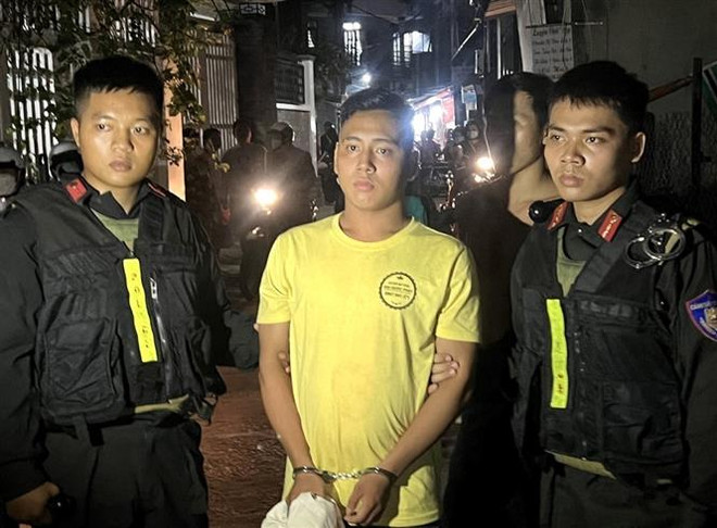 Đồng Nai: Đối tượng sử dụng súng bắn chết người ở Biên Hòa ra đầu thú ảnh 1