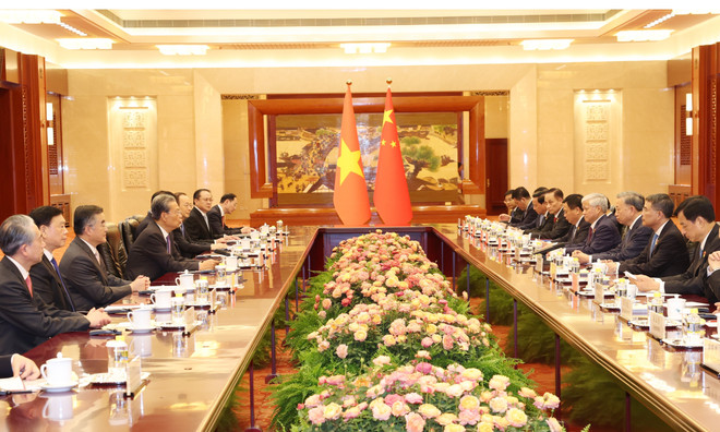 Tổng Bí thư, Chủ tịch nước Tô Lâm hội kiến Ủy viên trưởng Nhân đại toàn quốc Trung Quốc Triệu Lạc Tế. (Ảnh: Trí Dũng/TTXVN) TTXVN_1908Tongbithuhoikien4.jpg