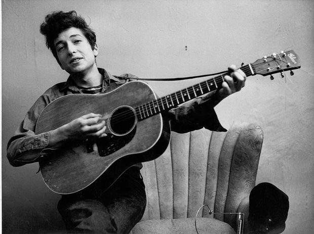 Nhạc sỹ gạo cội Bob Dylan giành giải Nobel Văn học năm 2016 ảnh 1