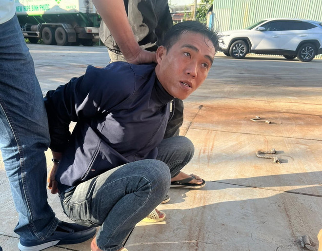 Bình Phước: Bắt đối tượng cướp dây chuyền vàng của người đi đường ảnh 1