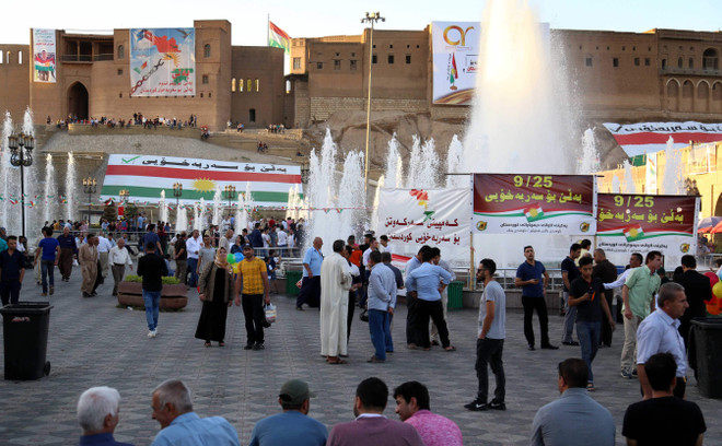 Tập trận ở biên giới, Iran phong tỏa đường bay tới khu vực người Kurd ảnh 1