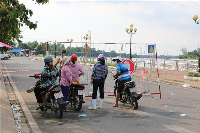 Giấy thông hành âm tính - giải pháp phòng dịch nghiêm ngặt tại Long An ảnh 2