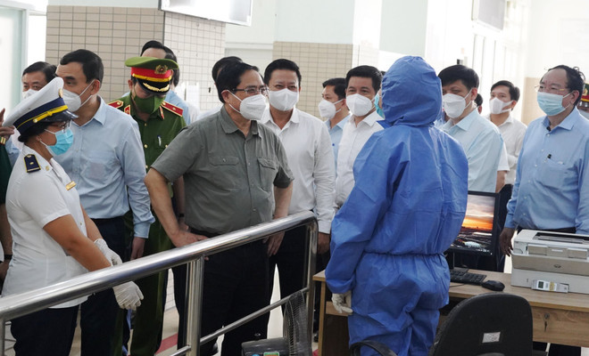 Thủ tướng: Tập trung chống dịch, không an toàn thì không sản xuất ảnh 1