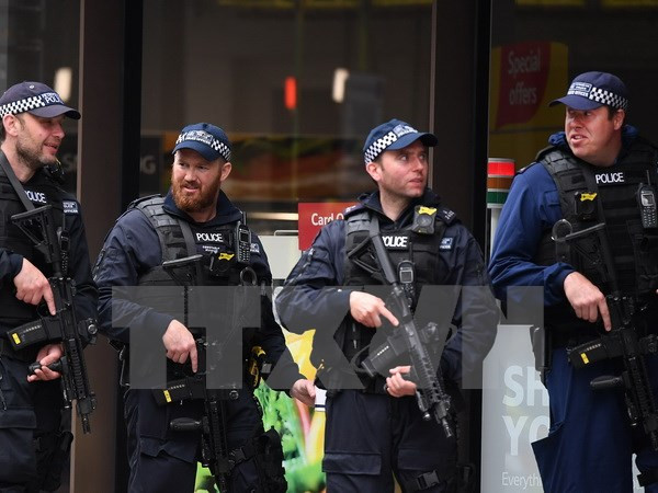 Anh bắt giữ thêm 3 đối tượng liên quan đến vụ khủng bố ở London ảnh 1