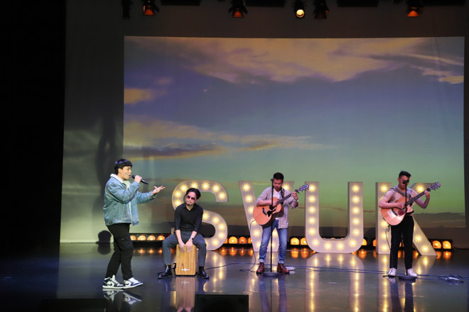 Cuộc thi tìm kiếm tài năng sinh viên Việt ở Anh: Quảng bá văn hóa Việt ảnh 1