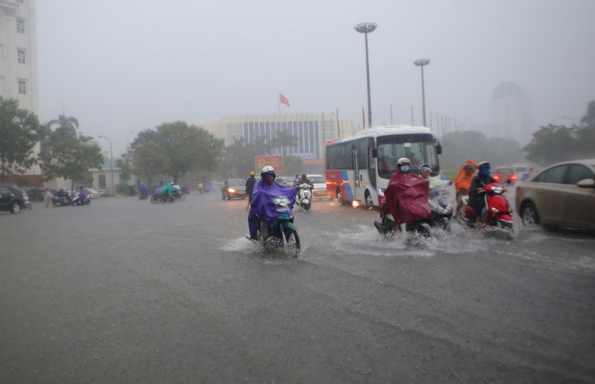 Trung Bộ, Tây Nguyên giảm mưa, khu vực Bắc Bộ vẫn nắng nhiều ảnh 1