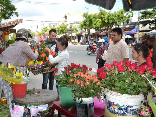 Không khí mát mẻ dễ chịu trong ngày Nhà giáo Việt Nam 20/11 ảnh 1