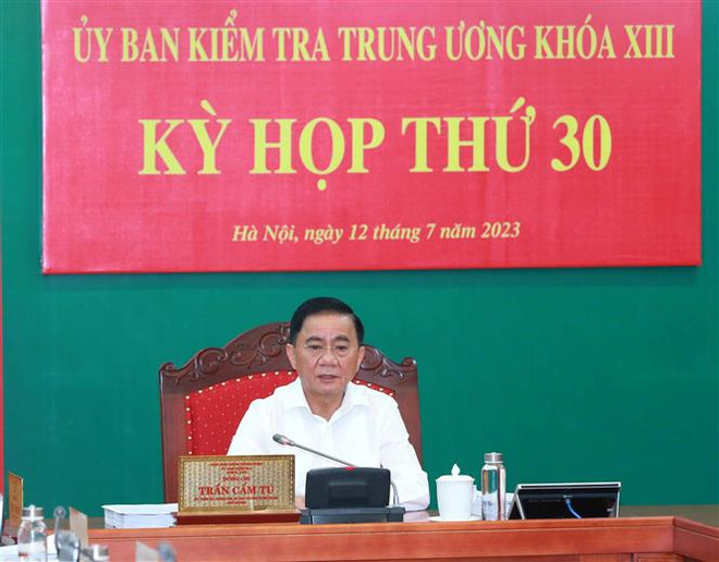 UBKTTW xem xét, thi hành kỷ luật một số tổ chức đảng, đảng viên ảnh 2