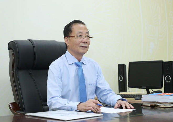 Bài 4: Bình ổn xăng dầu không nên chỉ bằng biện pháp hành chính ảnh 1