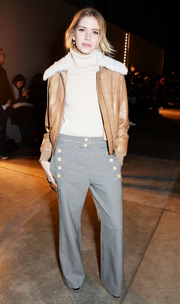 Phát sốt với sự trở lại của mốt quần thủy thủ ống rộng cạp cao ảnh 5