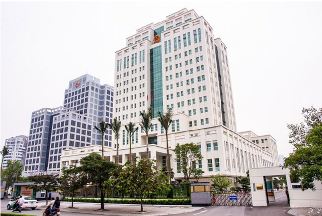 Nữ cán bộ Bộ TN-MT âm tính với COVID-19 khi xét nghiệm PCR ảnh 1