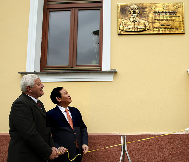 Phó Thủ tướng Vương Đình Huệ thăm và làm việc tại Slovakia ảnh 2