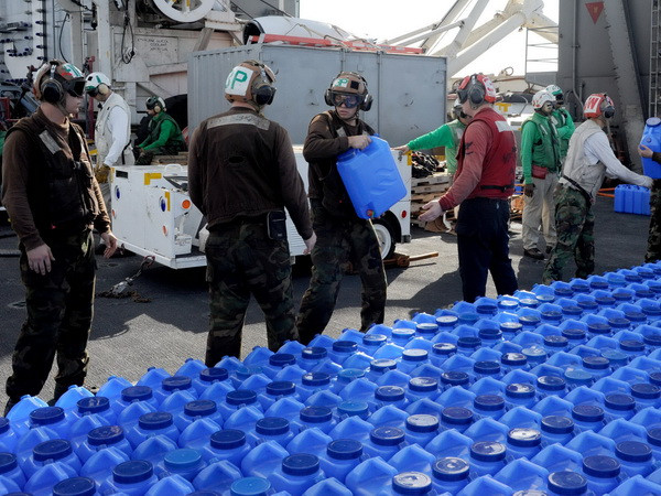 Số nạn nhân thiệt mạng do bão Haiyan lên tới 3.982 người ảnh 1